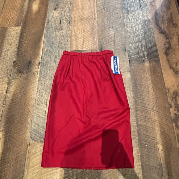 Pendleton Red Midi A-line Skirt with Pleats for Casual Work - Picture 3 of 7